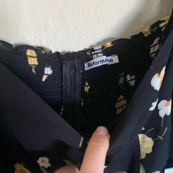 Reformation grove top - Picture 9 of 12